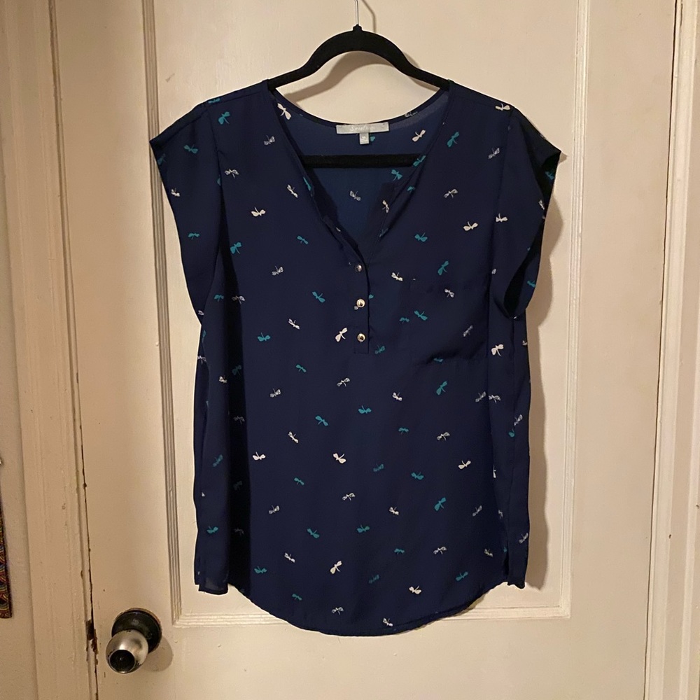 Sweet Rain capped sleeve blouse DRAGONFLY. Blue w/ white and teal / aqua